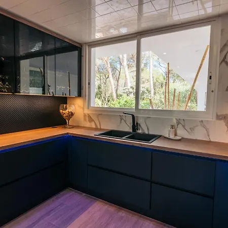 Дом отдыха Cala Corbs *